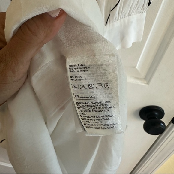 H&M Long Sleeve Peasant White Black Patterned Midi Dress Size 4 - Picture 9 of 10